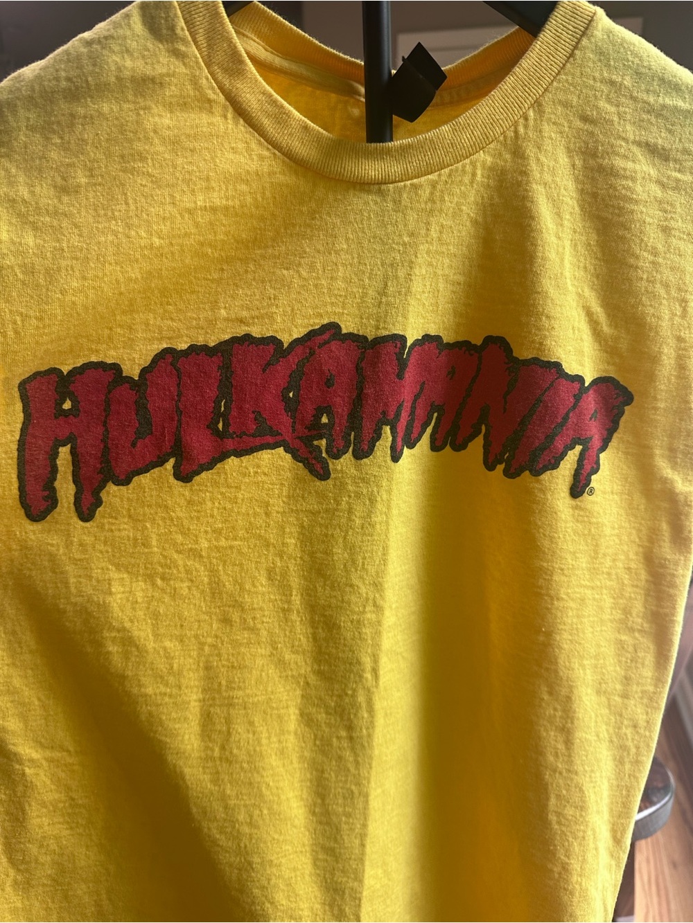Hulkamania Yellow Sleeveless T Shirt Mens Medium WWE Hulk Hogan Retro Wrestling